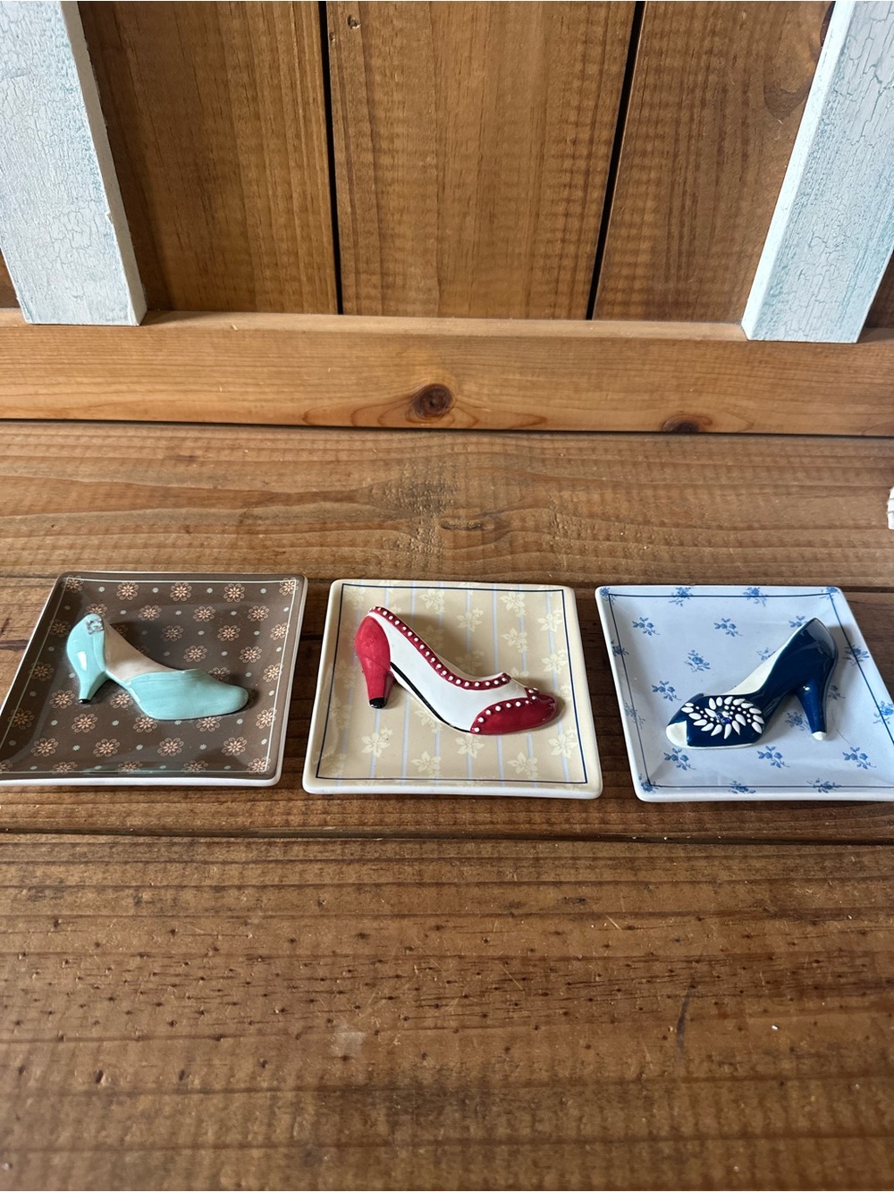 Trio Decorative Heel Trinket Dishes in Aqua, Red & Navy